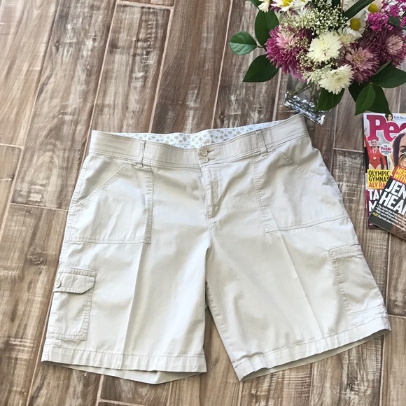 lee sinfully soft comfort waist shorts